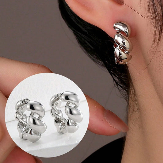 Pendientes de moda y elegancia