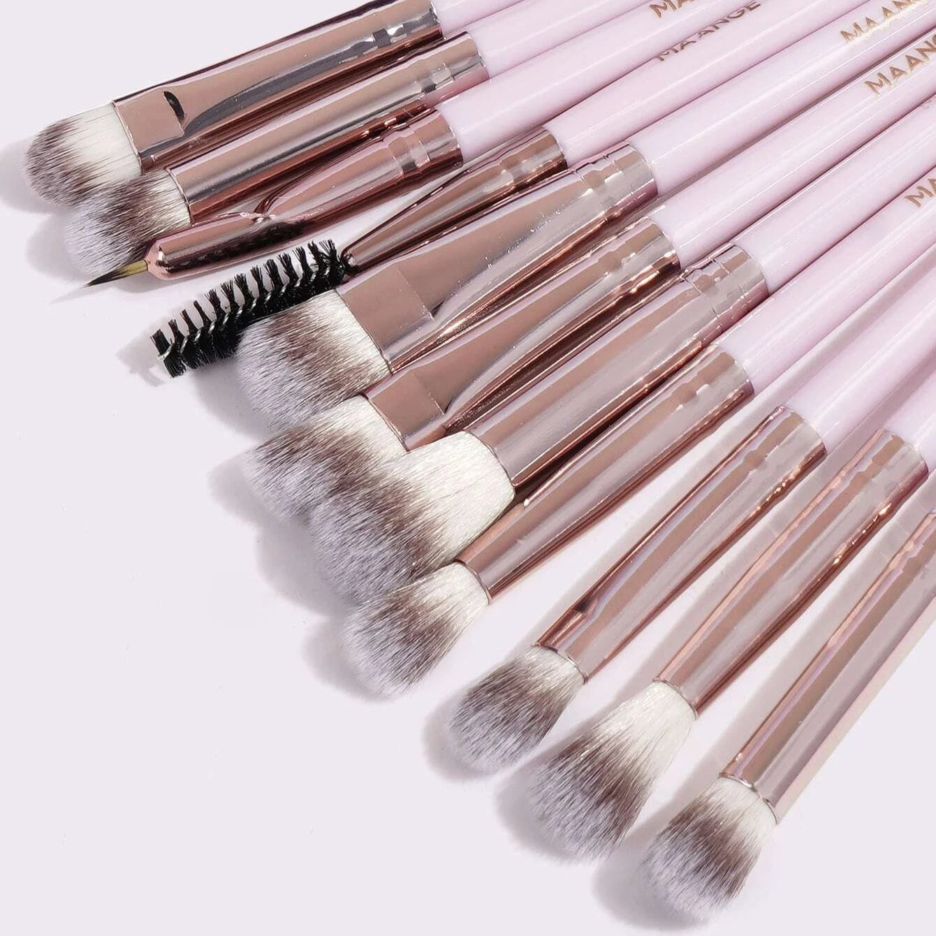 Juego de 18 Pinceles de Maquillaje