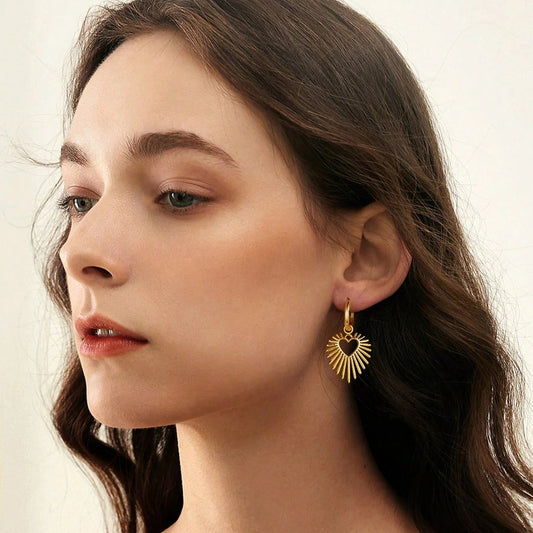 Pendientes de acero inoxidable con forma de corazón para mujeres