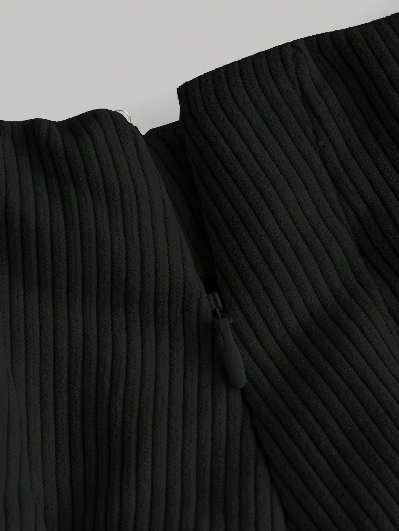 Traje de Vestido de Mujer de Corte Único y Falda Plisada