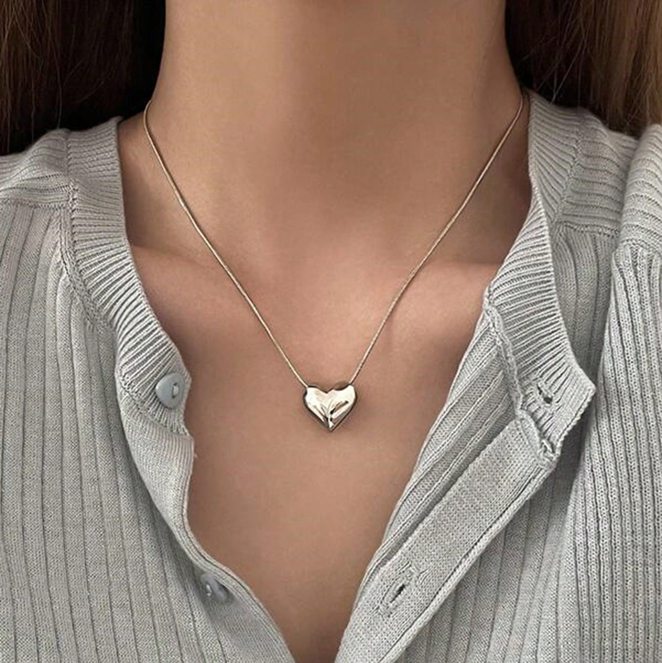 Pendiente de corazón grande de moda