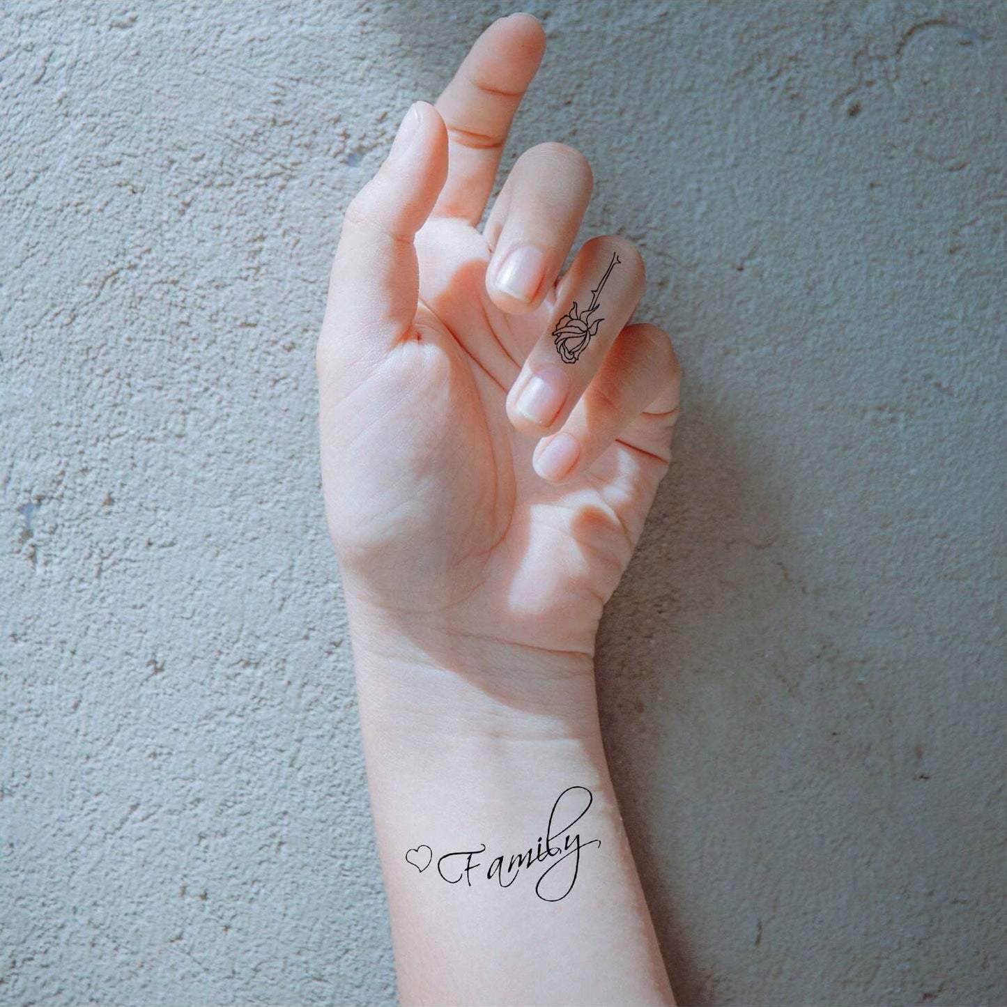 Tatuajes Temporales con Diseños de Corazón Negro