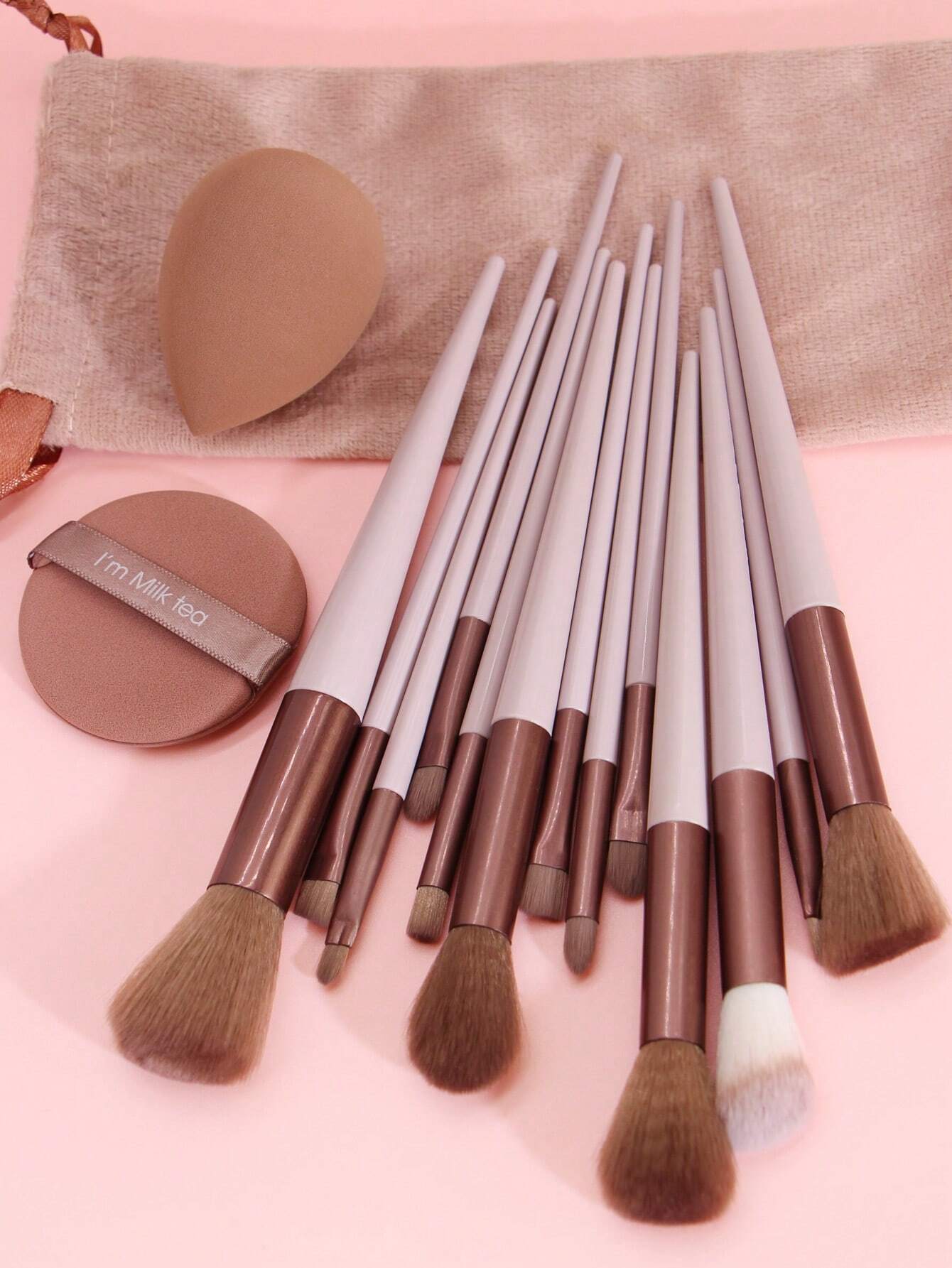 13pcs Conjunto de Cepillos de Maquillaje + 2 Esponjas de Maquillaje Marrones