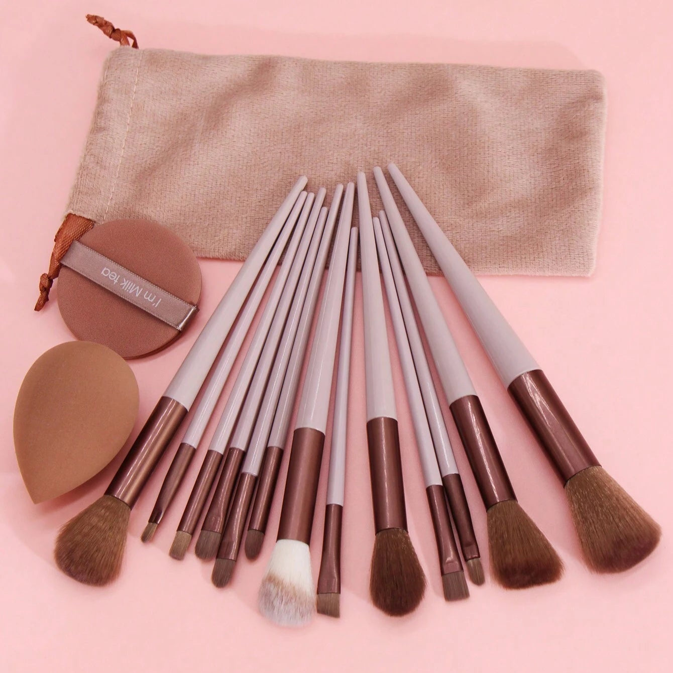 13pcs Conjunto de Cepillos de Maquillaje + 2 Esponjas de Maquillaje Marrones