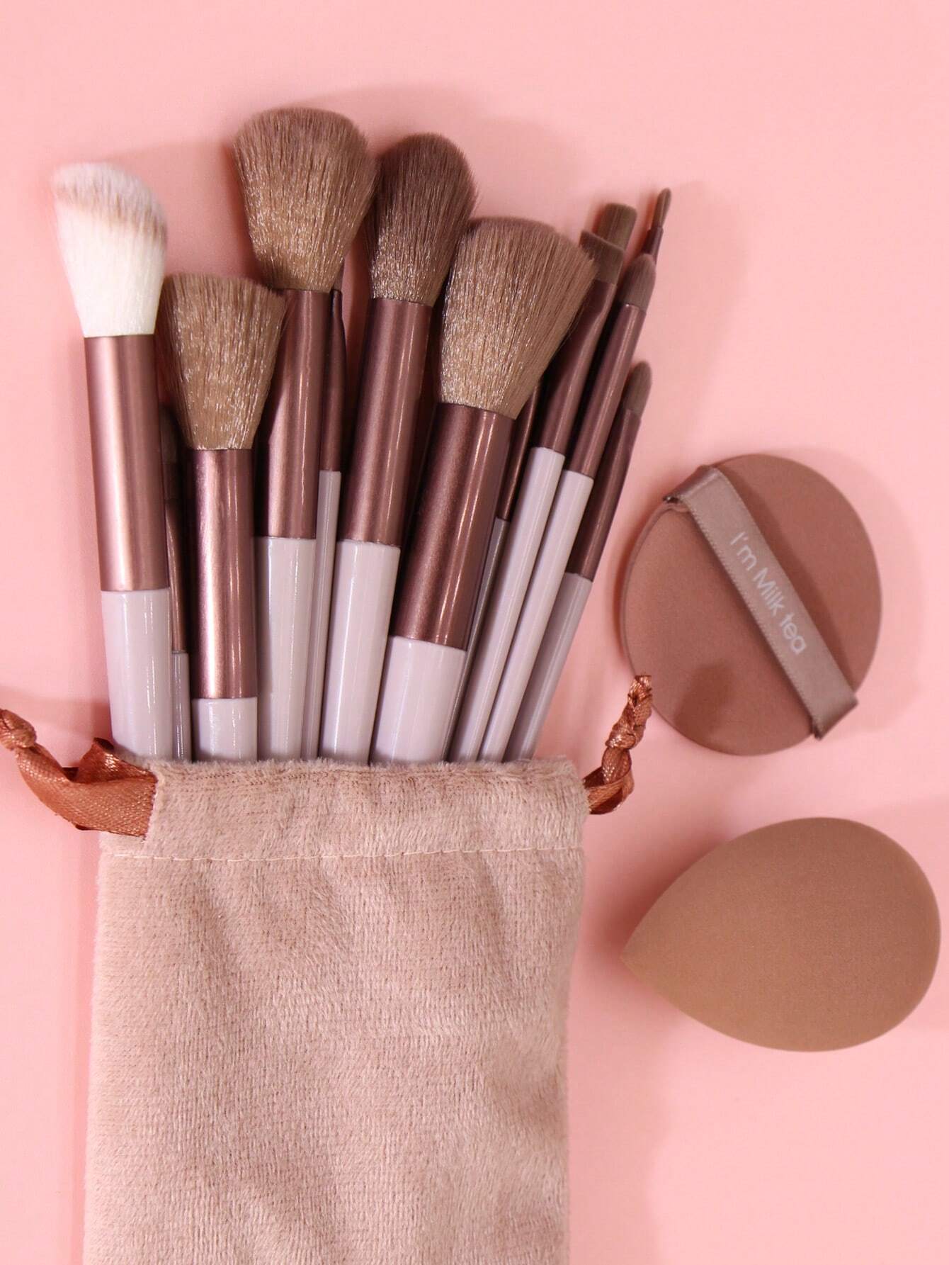 13pcs Conjunto de Cepillos de Maquillaje + 2 Esponjas de Maquillaje Marrones